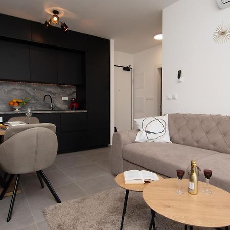 Studio Apartman Apollonia ซินย์ ภายนอก รูปภาพ