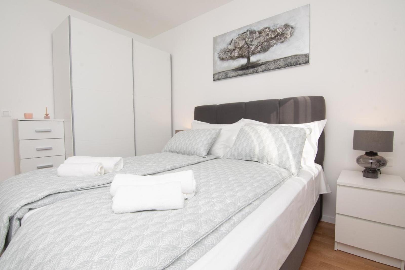 Studio Apartman Apollonia ซินย์ ภายนอก รูปภาพ